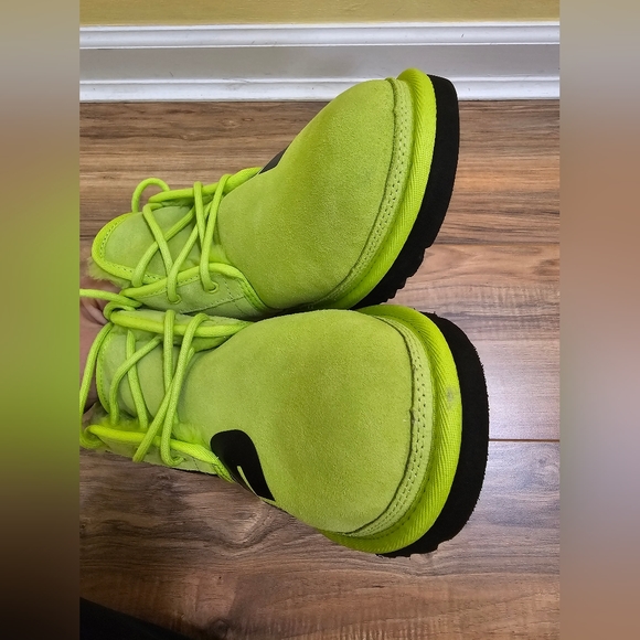 UGG Neumel Suede Chopd Chukka Boots  Key Lime & Black, US 10 - Picture 12 of 12